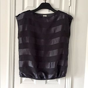 Grey Sleeveless Blouse l Top l Size L